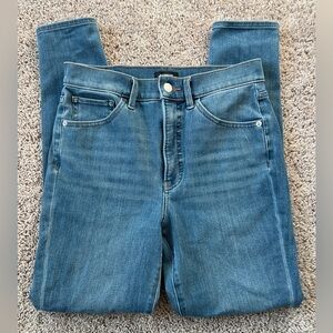 Express Women's High Rise, Hyper Stretch, Skinny Jeans